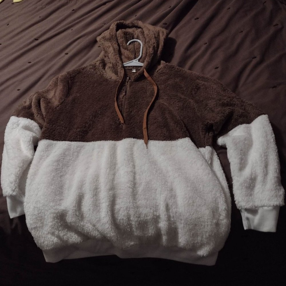 XL Womens Hooded Long sleeved zipped brown striped sweater